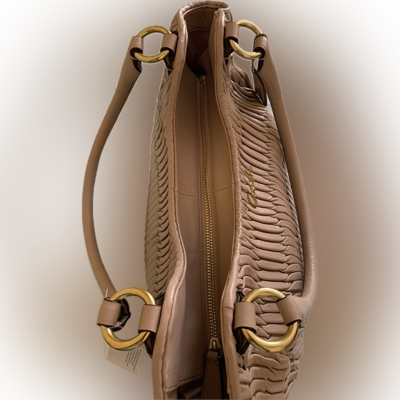 Coach NWT $689 MSRP Madison Gathered Leather Lindsey Tan Satchel - Picture 9 of 12